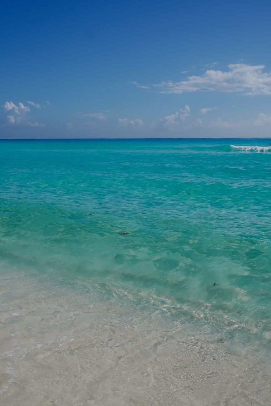 Paisaje colonial y playas paradisíacas de México